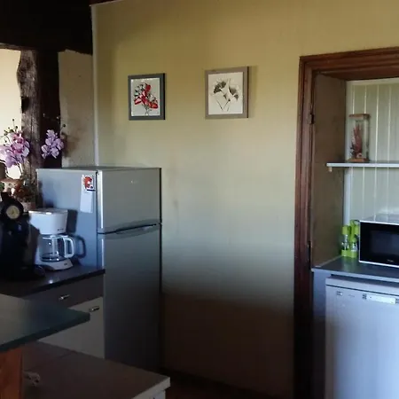 Charmante Maison A La Ferme ファームステイ Valderiès